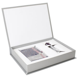 Set poklon notes Lanybook Romantic Flowers karo+olovka kemijska N`ice Faber Castell ljubičasta